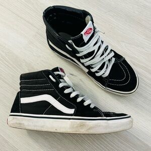 VANS High top classic skate shoe black and white sneaker